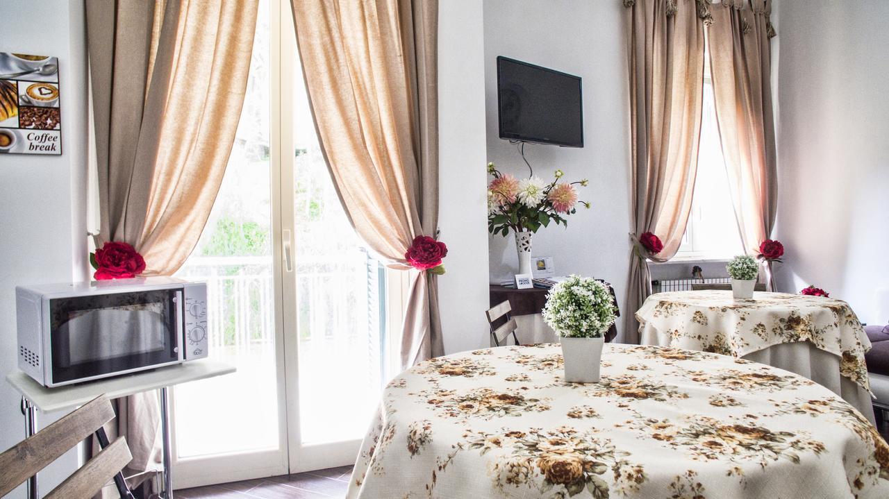 B&B Rosaly ซานคาตัลโด ภายนอก รูปภาพ