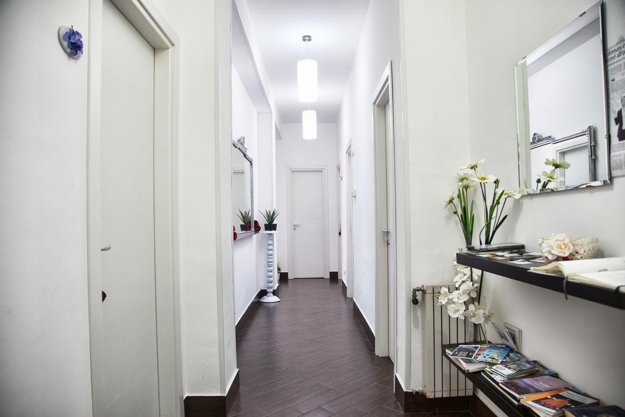 B&B Rosaly ซานคาตัลโด ภายนอก รูปภาพ